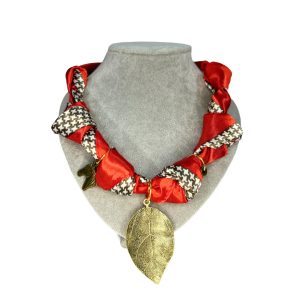 Collar Bandana Hoja Dorada